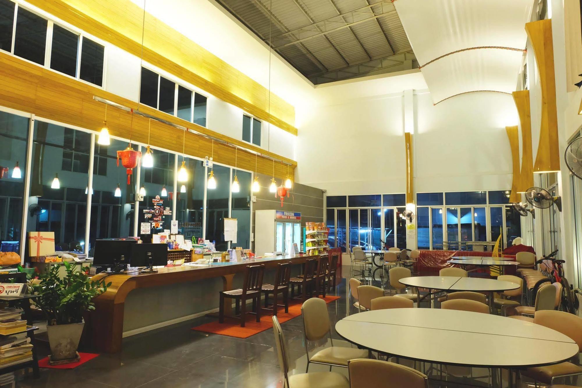 Riverside Hotel Krabi town Eksteriør bilde